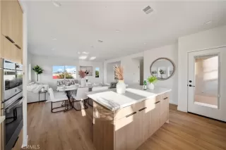 Photo #3: IV26043755 Listing 