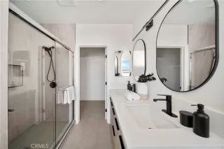 Photo #5: IV26043755 Listing 