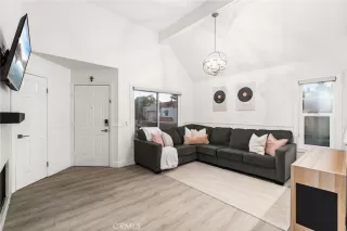 Photo #6: IV26047451 Listing 