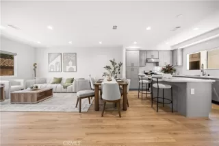 Photo #5: IV26051164 Listing 