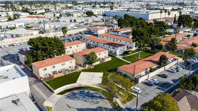 MLS: IV26052579 Condo For Sale