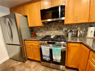 Photo #2: JT24143636 Listing