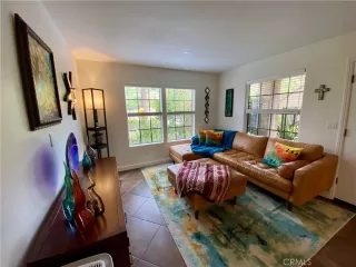 Photo #3: JT24143636 Listing