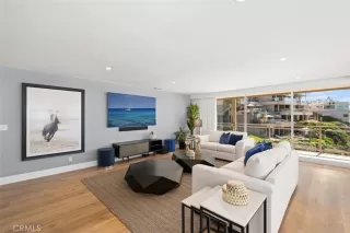 Photo #6: LG22196958 Listing 