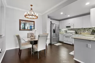 Photo #2: LG22209429 Listing 