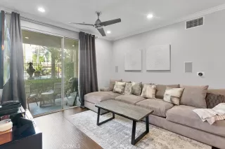 Photo #4: LG22209429 Listing 