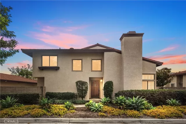 MLS: LG22233952 Condo For Sale