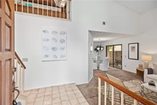 Photo #6: LG22233952 Listing