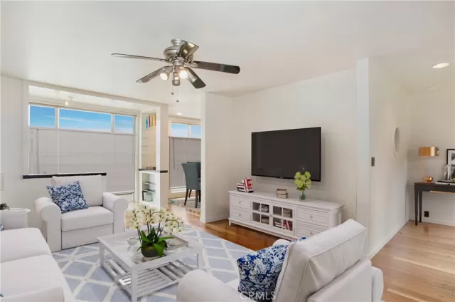 MLS: LG22242148 Condo For Sale