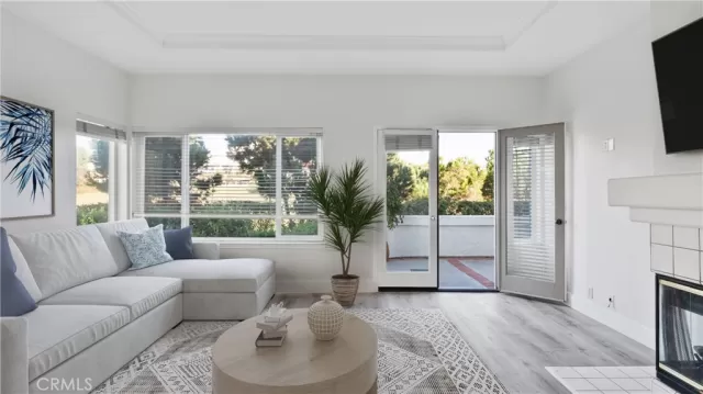 MLS: LG22254393 Condo For Sale