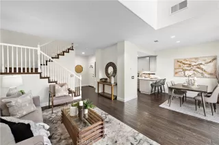 Photo #3: LG22254881 Listing