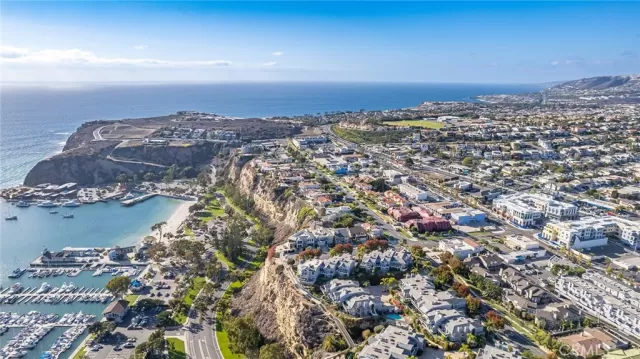 MLS: LG23010523 Condo For Sale