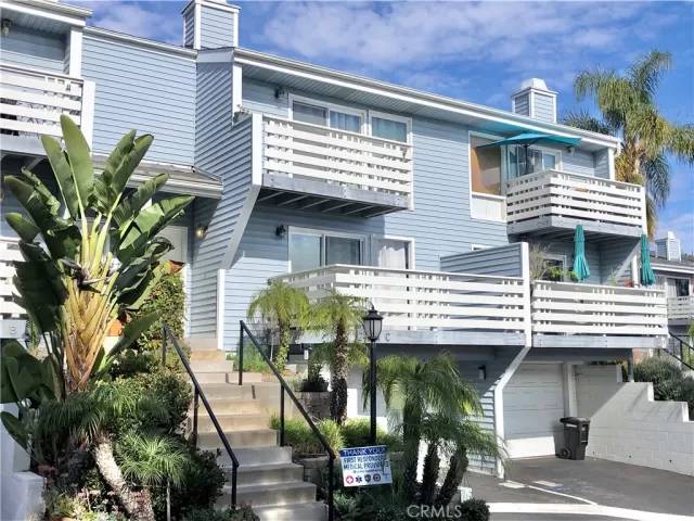 MLS: LG23012909 Condo For Sale