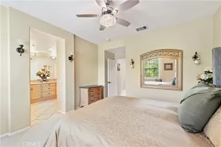 Photo #3: LG23027446 Listing