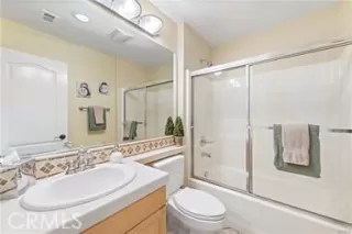 Photo #5: LG23027446 Listing