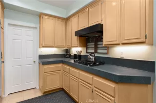 Photo #5: LG23032241 Listing 