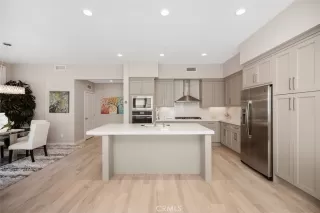 Photo #6: LG23032402 Listing 