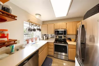 Photo #4: LG23033056 Listing 