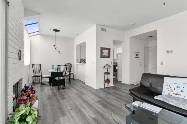 MLS: LG23038865 Condo For Sale