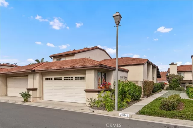 MLS: LG23041805 Condo For Sale