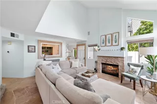 Photo #5: LG23046923 Listing 