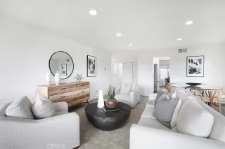 Photo #2: LG23048187 Listing 