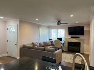 Photo #2: LG23048267 Listing 