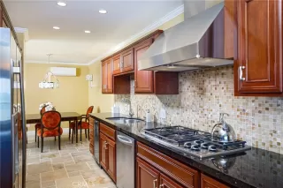 Photo #5: LG23048484 Listing 