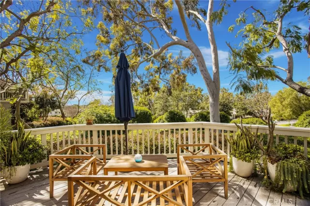 MLS: LG23052483 Condo For Sale