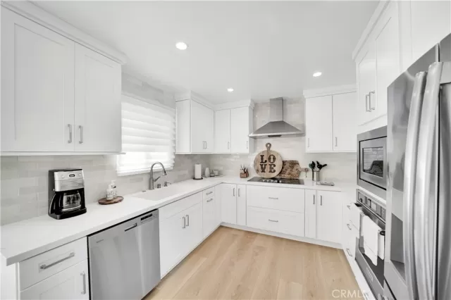 MLS: LG23053762 Condo For Sale