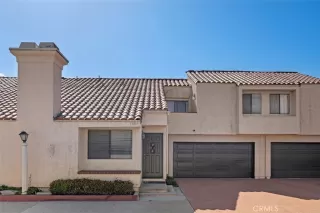 Photo #2: LG23056285 Listing