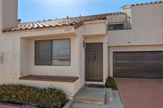 Photo #3: LG23056285 Listing