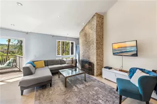 Photo #5: LG23067718 Listing 