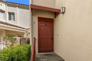 Photo #2: LG23069264 Listing 