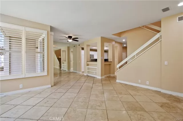 MLS: LG23070108 Condo For Sale