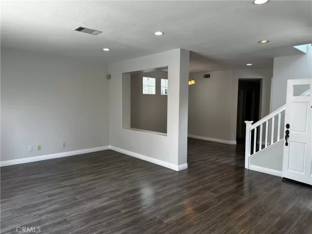 MLS: LG23077442 Condo For Sale