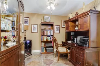 Photo #5: LG23077632 Listing 