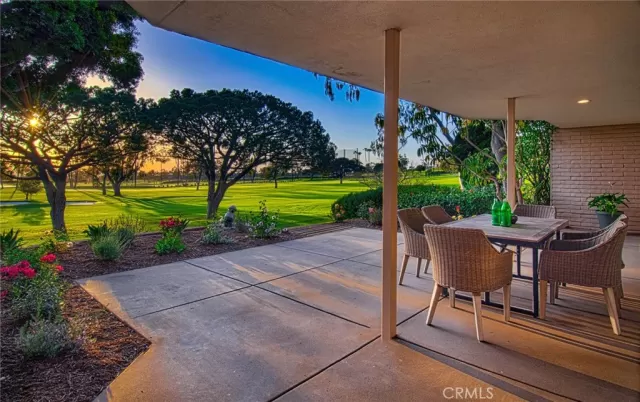 MLS: LG23078604 Condo For Sale