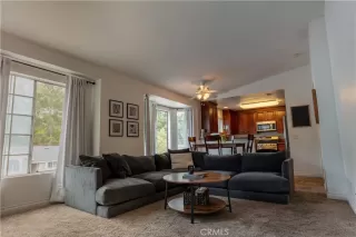 Photo #4: LG23084258 Listing