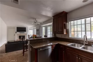 Photo #5: LG23084258 Listing