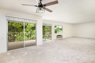 Photo #6: LG23085079 Listing