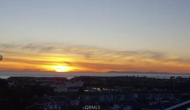 MLS: LG23086738 Condo For Sale