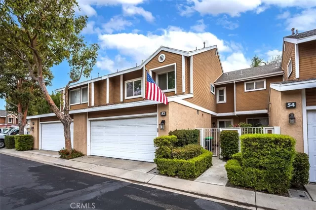 MLS: LG23100969 Condo For Sale