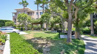 Photo #4: LG23102458 Listing 