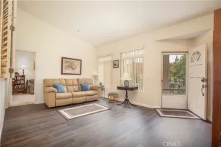 Photo #2: LG23103737 Listing