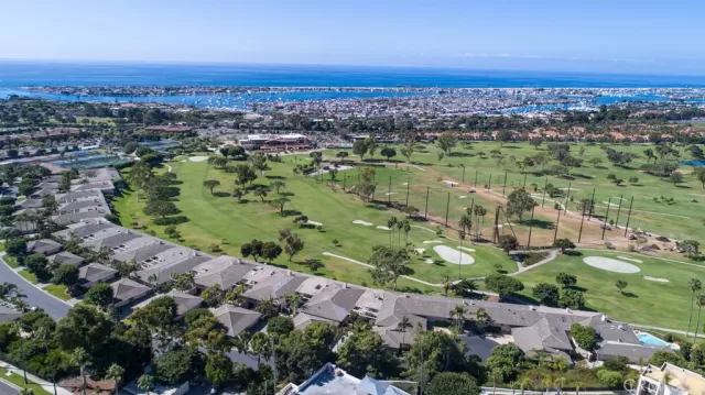 MLS: LG23104677 Condo For Sale