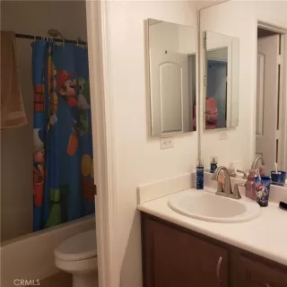 Photo #4: LG23111028 Listing