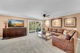 Photo #4: LG23122243 Listing