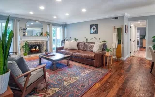 Photo #2: LG23127896 Listing 