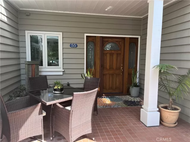 MLS: LG23130943 Condo For Sale